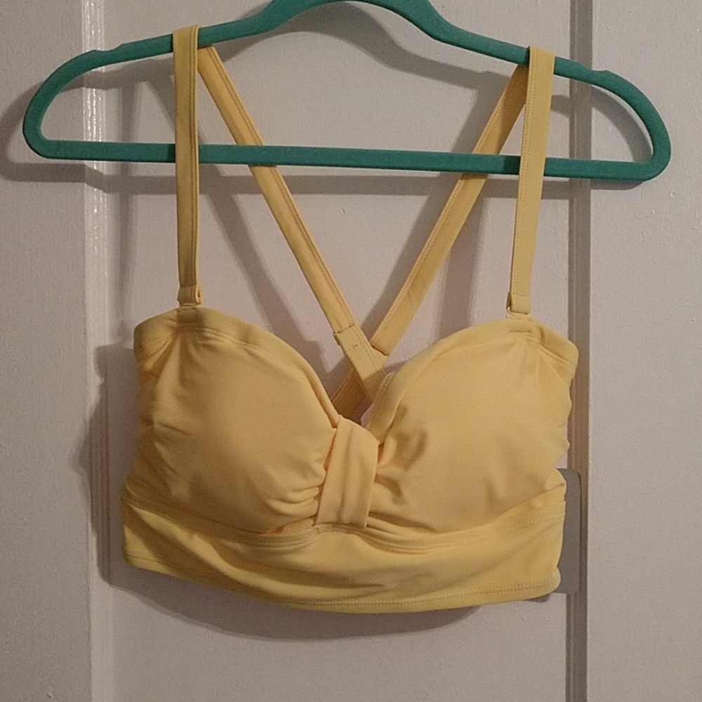 NWT Torrid swim top